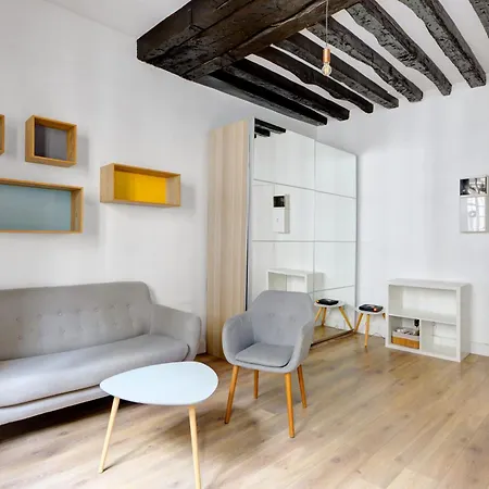 Luminous Flat In Le Marais Appartement Parijs